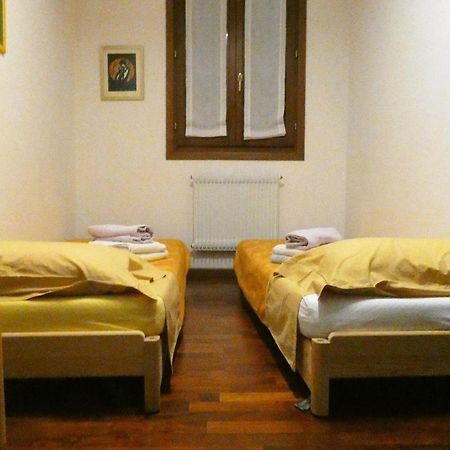 Mamma Mia On Ground Floor With Private Parking Tv-Venice トレヴィーゾ エクステリア 写真