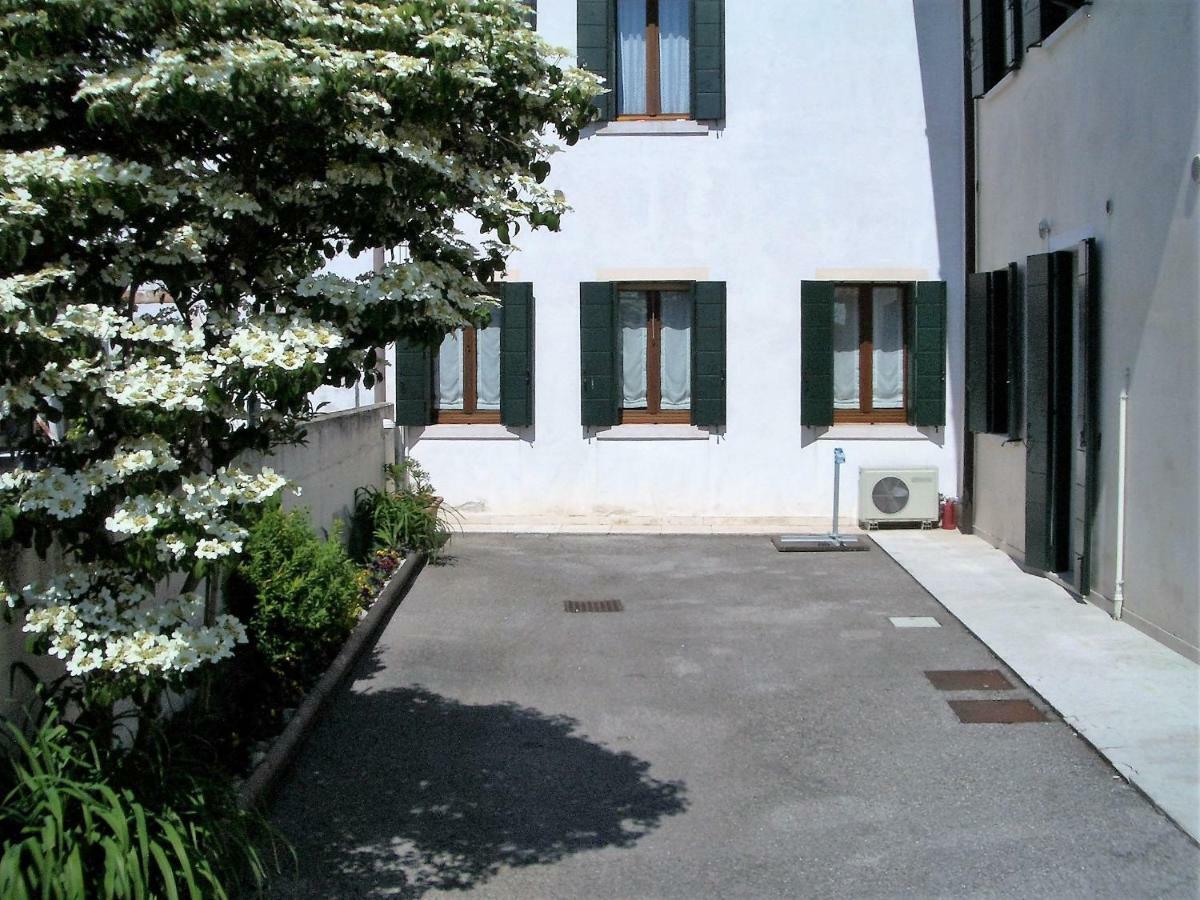 Mamma Mia On Ground Floor With Private Parking Tv-Venice トレヴィーゾ エクステリア 写真